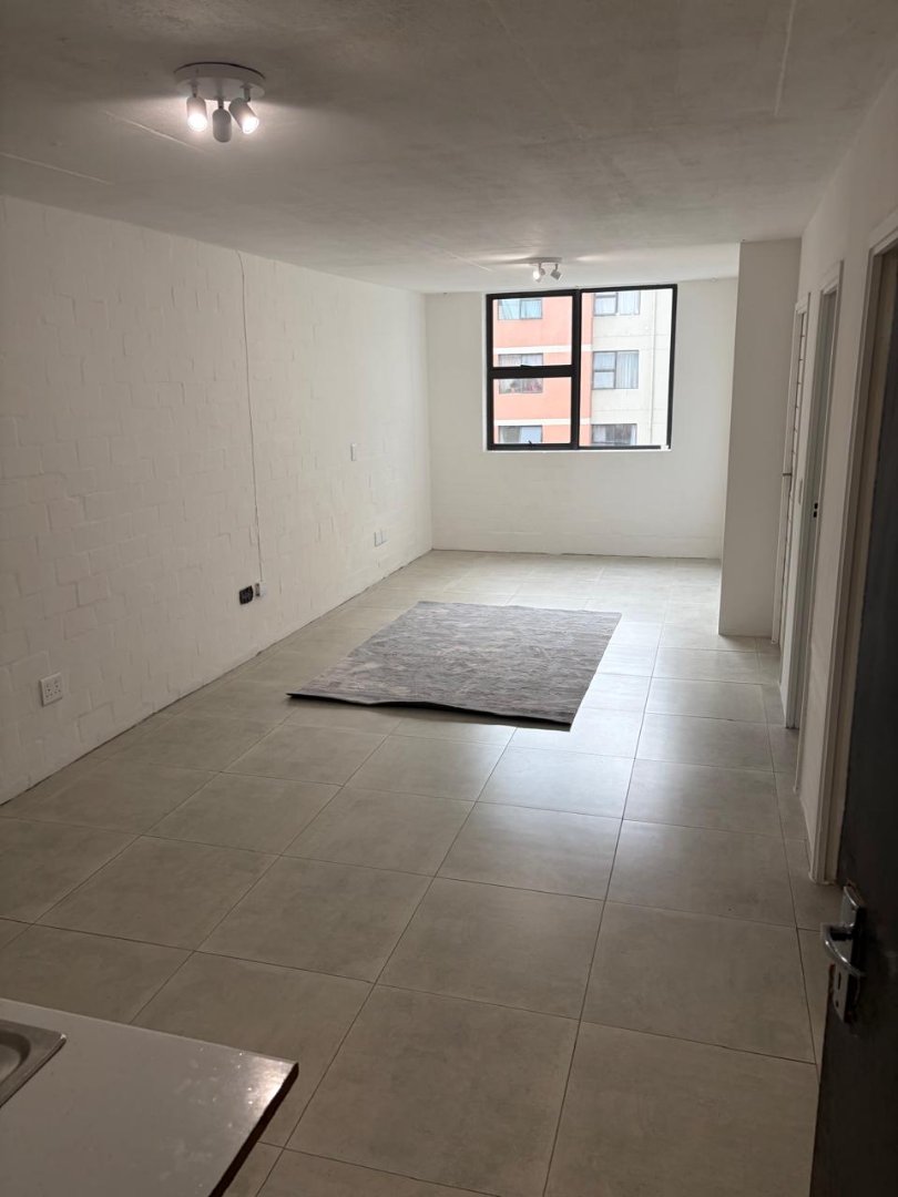 2 Bedroom Property for Sale in Wynberg Western Cape